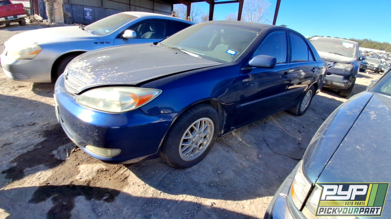 2003 TOYOTA CAMRY partes disponibles