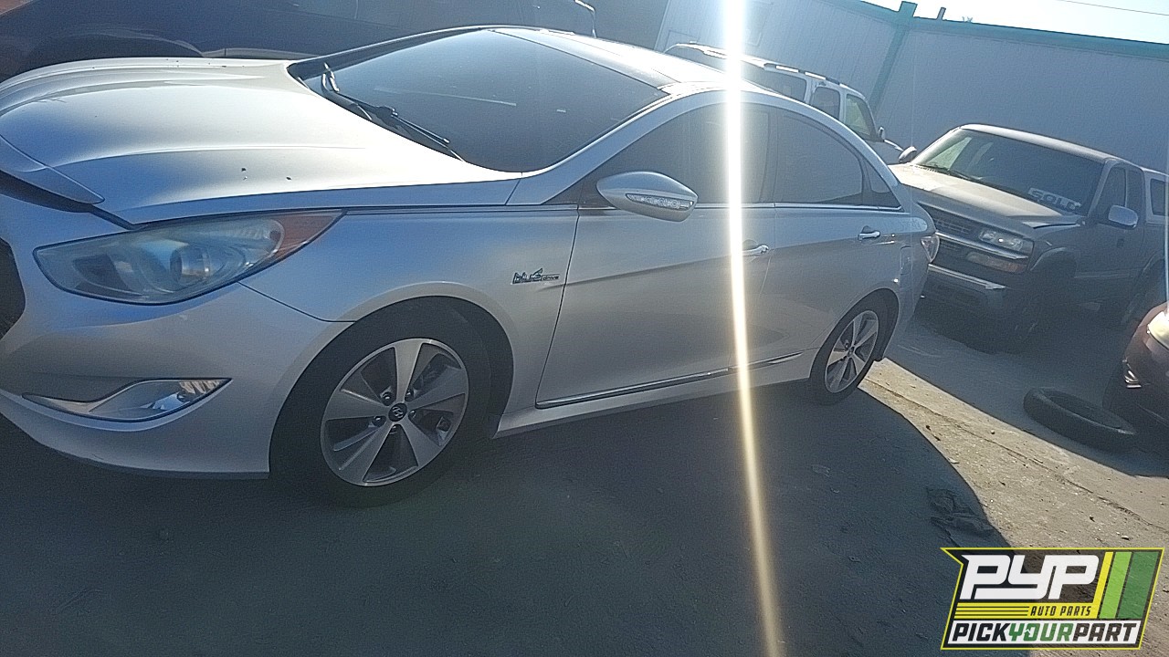 2012 HYUNDAI SONATA available for parts