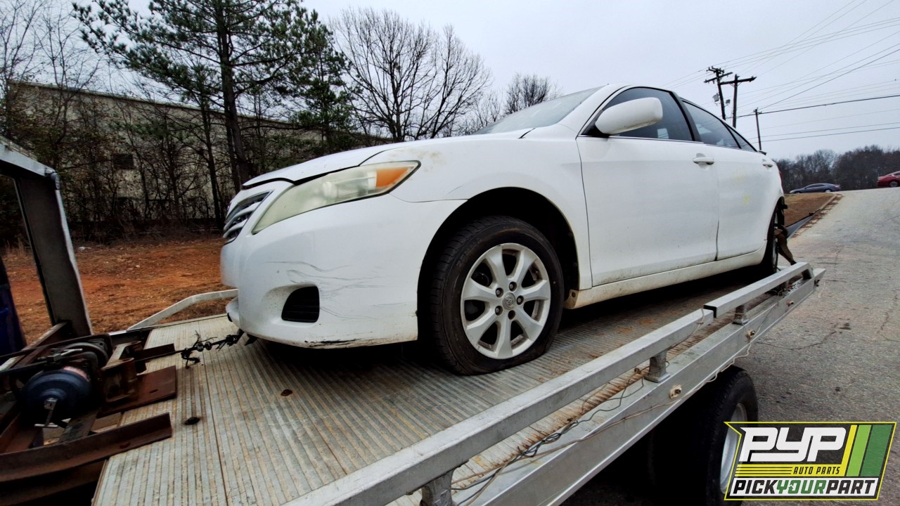 2010 TOYOTA CAMRY partes disponibles
