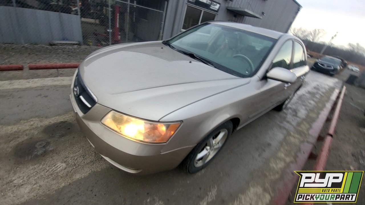2008 HYUNDAI SONATA available for parts