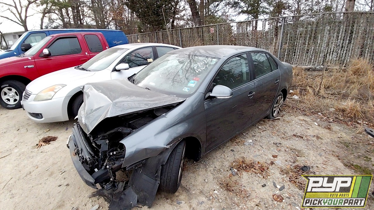 2010 VOLKSWAGEN JETTA partes disponibles