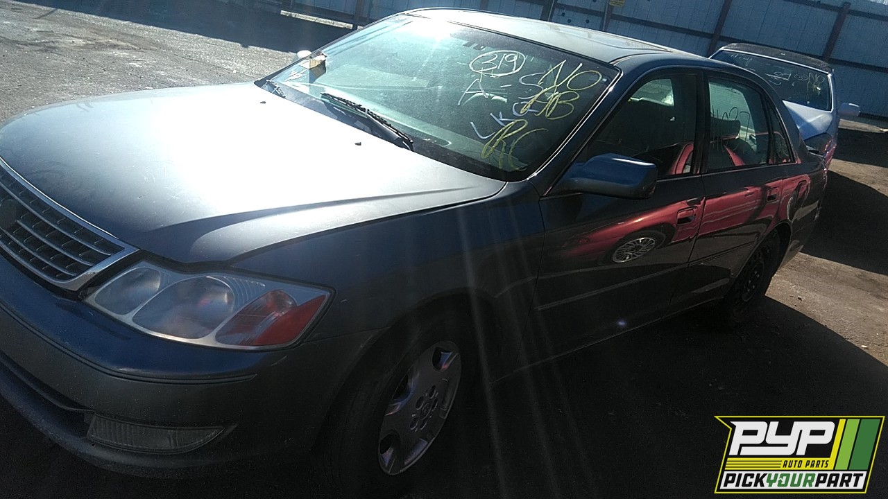 2003 TOYOTA AVALON partes disponibles