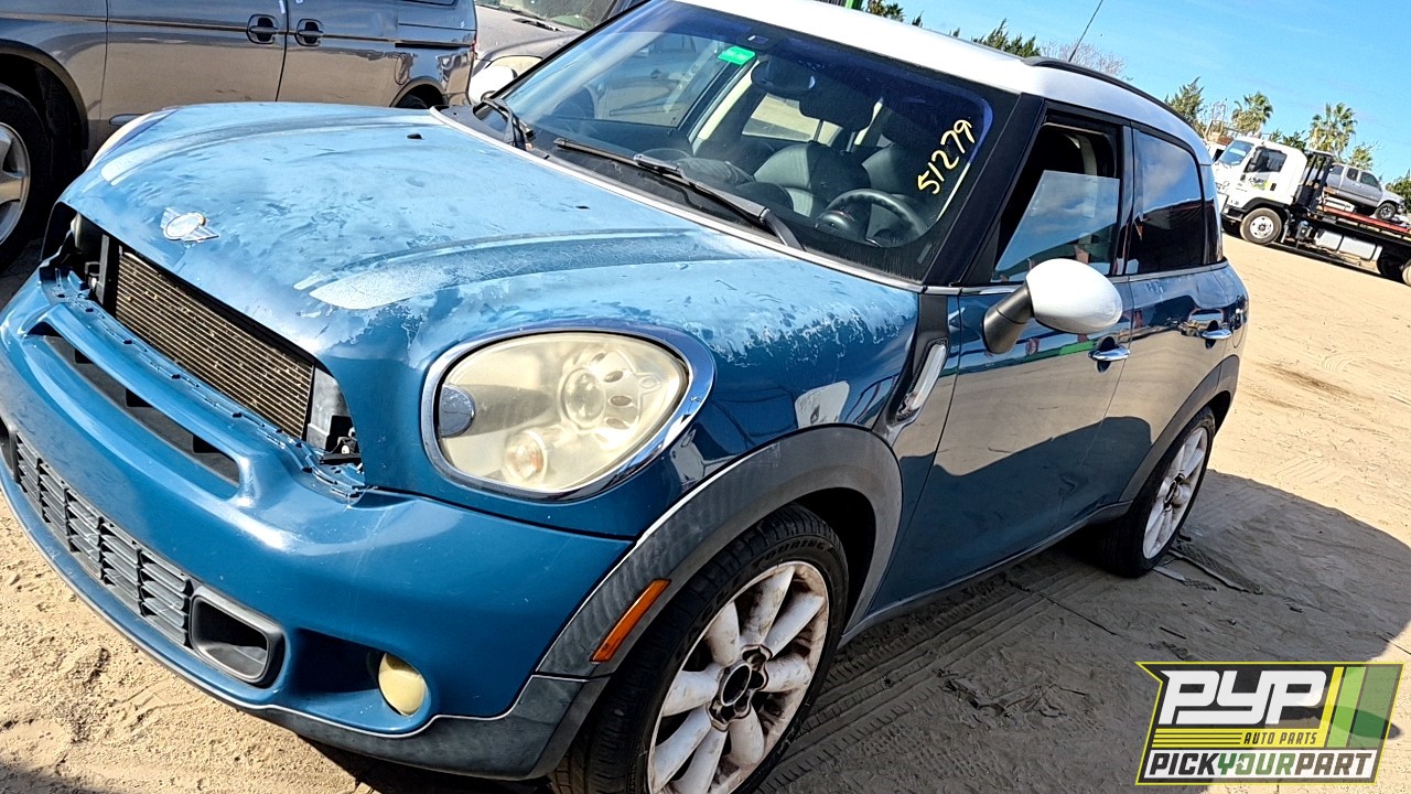 2011 MINI COOPER COUNTRYMAN partes disponibles