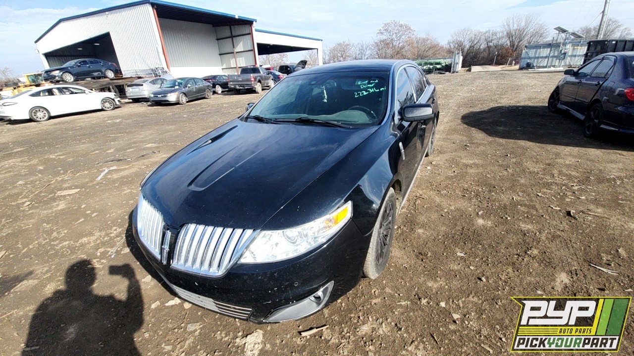 2010 LINCOLN MKS available for parts