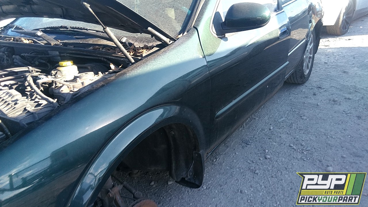 2001 NISSAN MAXIMA partes disponibles