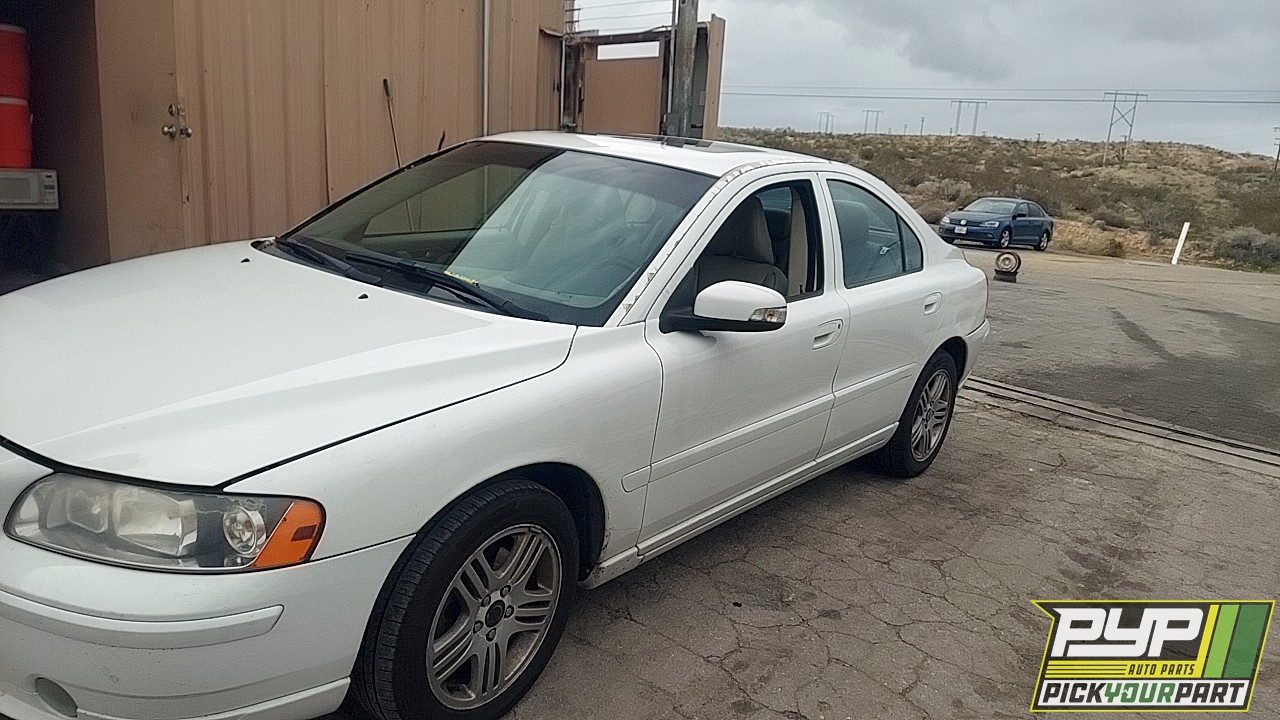 2009 VOLVO S60 partes disponibles