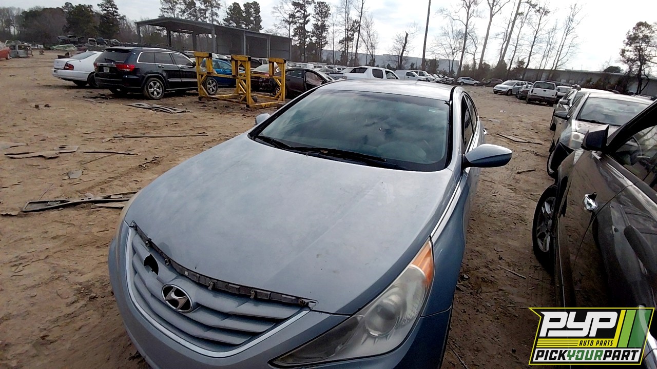 2013 HYUNDAI SONATA available for parts