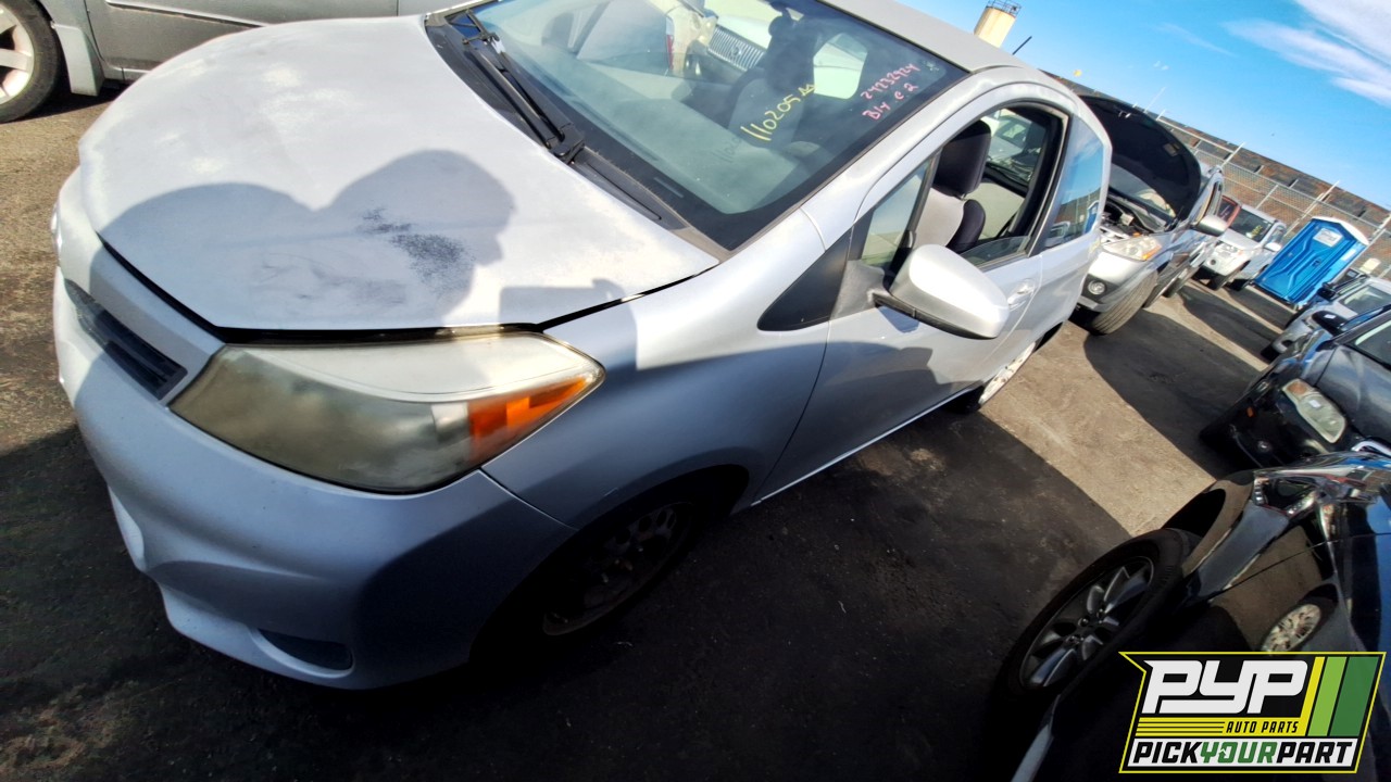 2012 TOYOTA YARIS partes disponibles