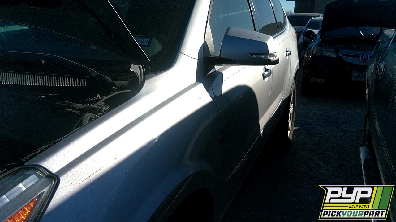 2009 CHEVROLET TRAVERSE partes disponibles