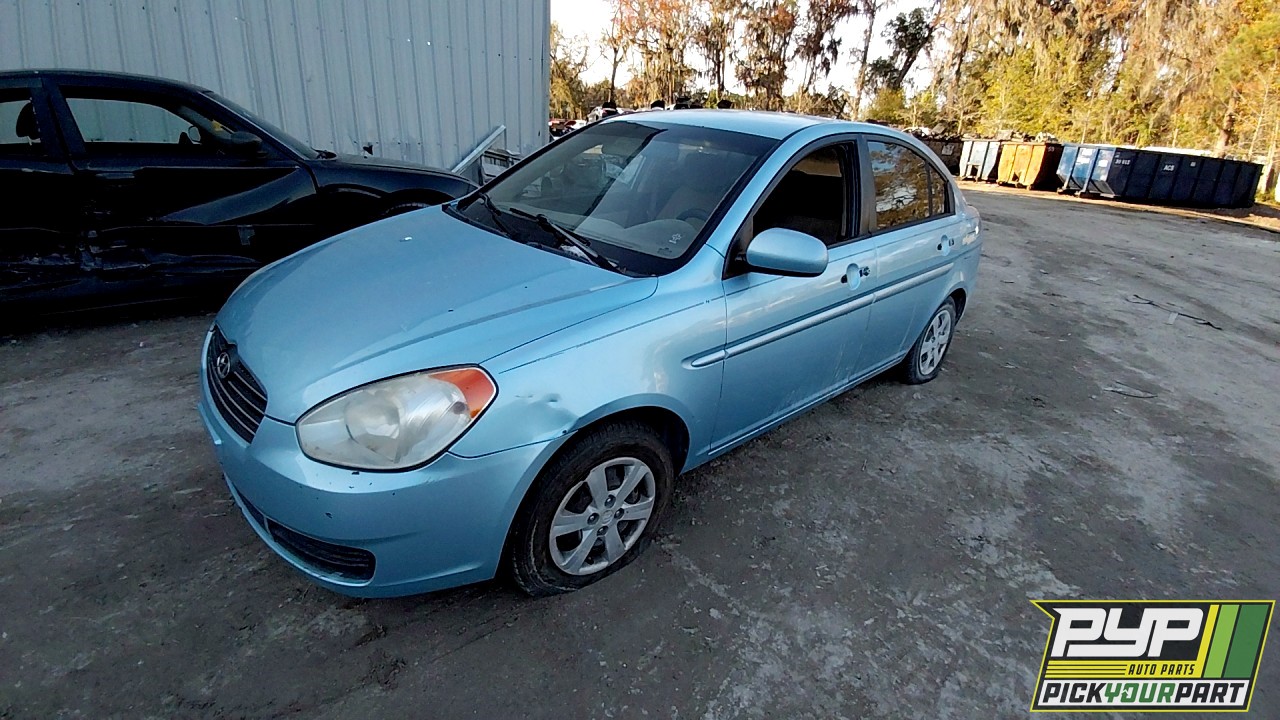 2010 HYUNDAI ACCENT partes disponibles