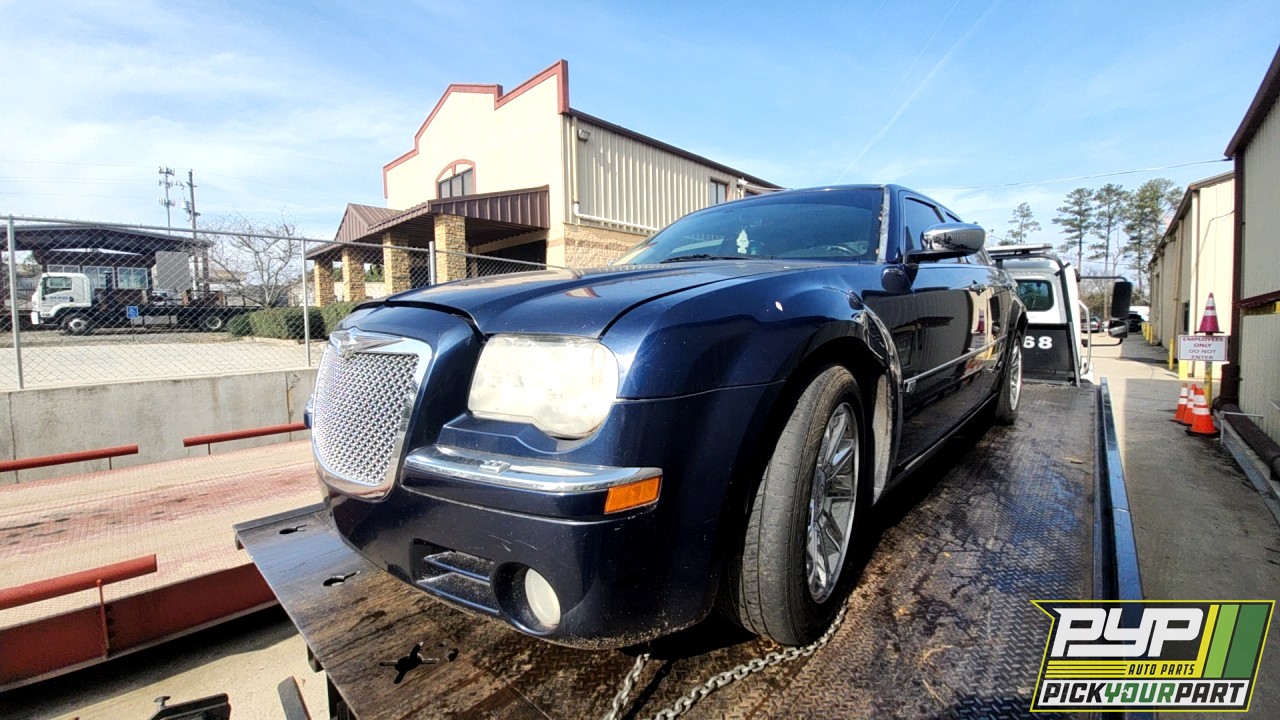 2005 CHRYSLER 300 partes disponibles