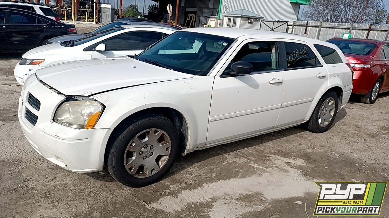 2006 DODGE MAGNUM available for parts