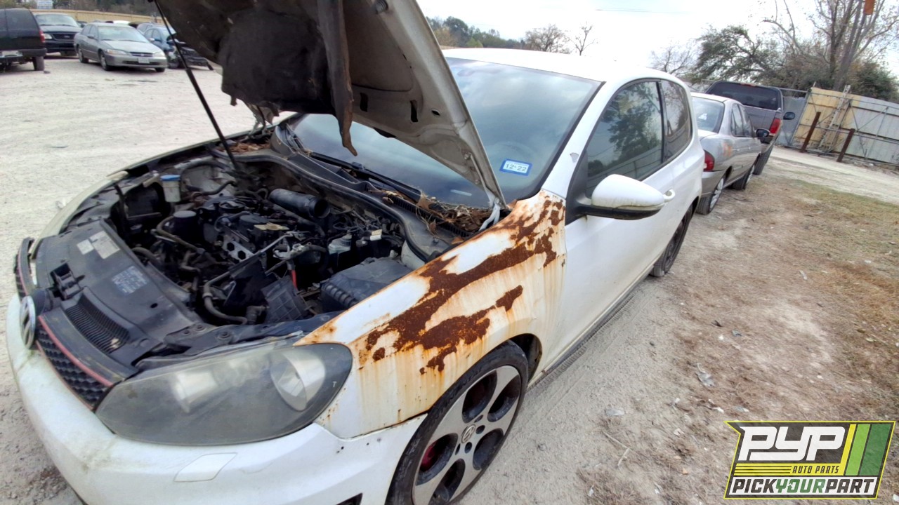 2011 VOLKSWAGEN GTI partes disponibles