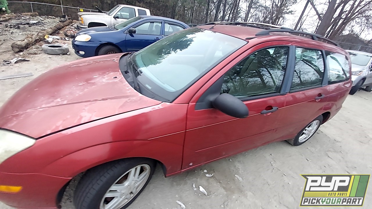 2001 FORD FOCUS available for parts