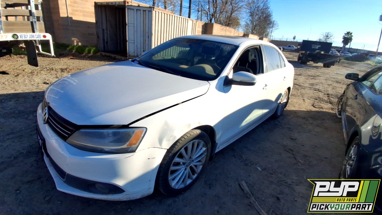 2013 VOLKSWAGEN JETTA partes disponibles
