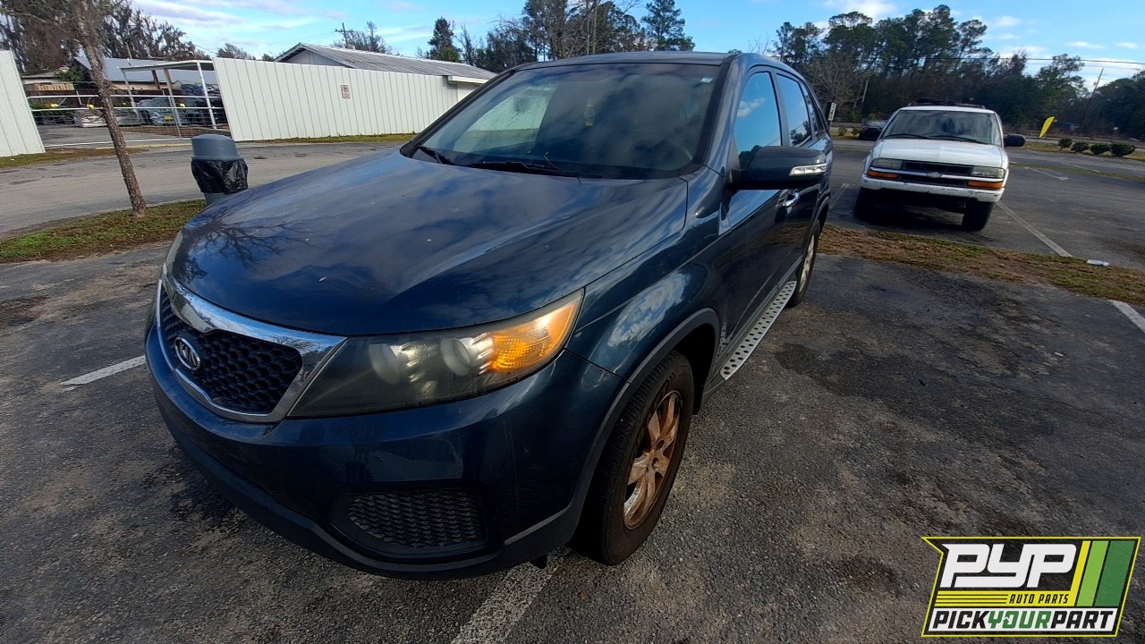 2011 KIA SORENTO available for parts