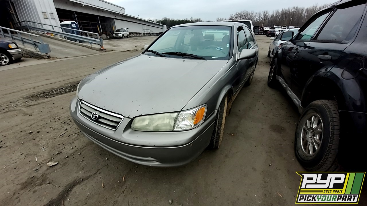 2001 TOYOTA CAMRY partes disponibles
