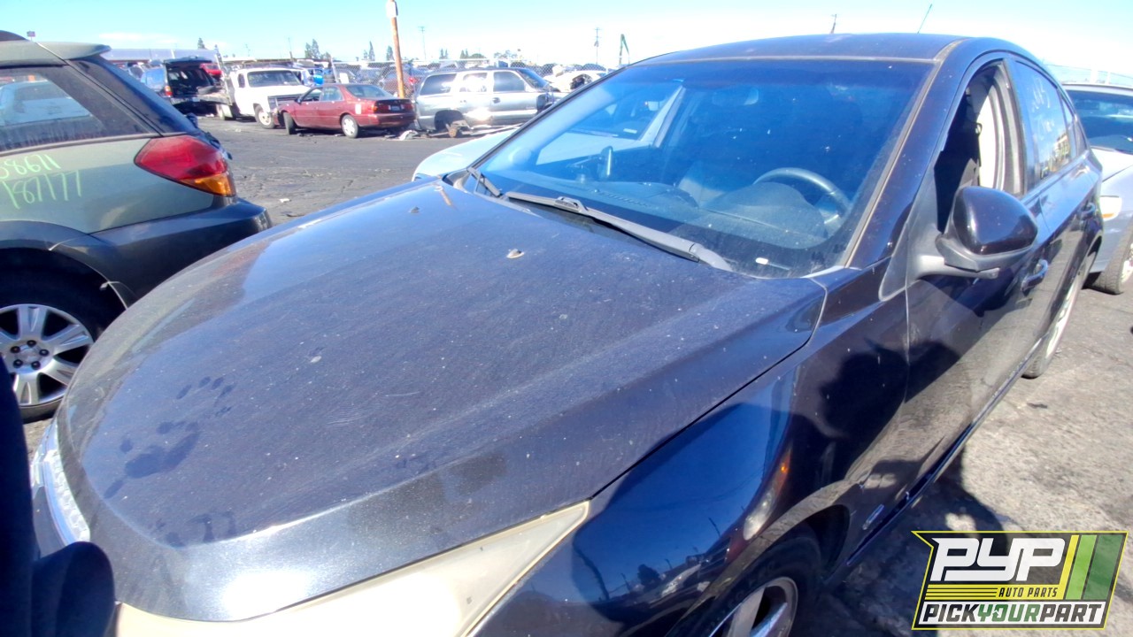 2013 CHEVROLET CRUZE partes disponibles