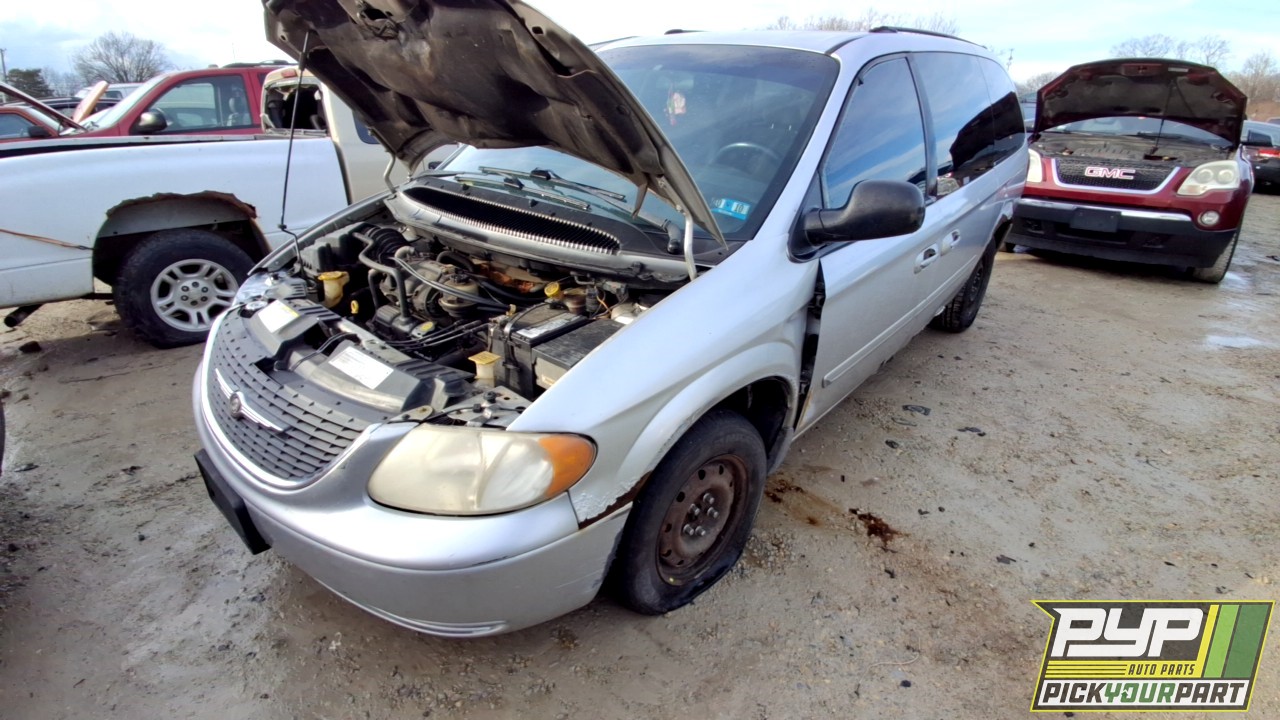 2004 CHRYSLER TOWN & COUNTRY available for parts