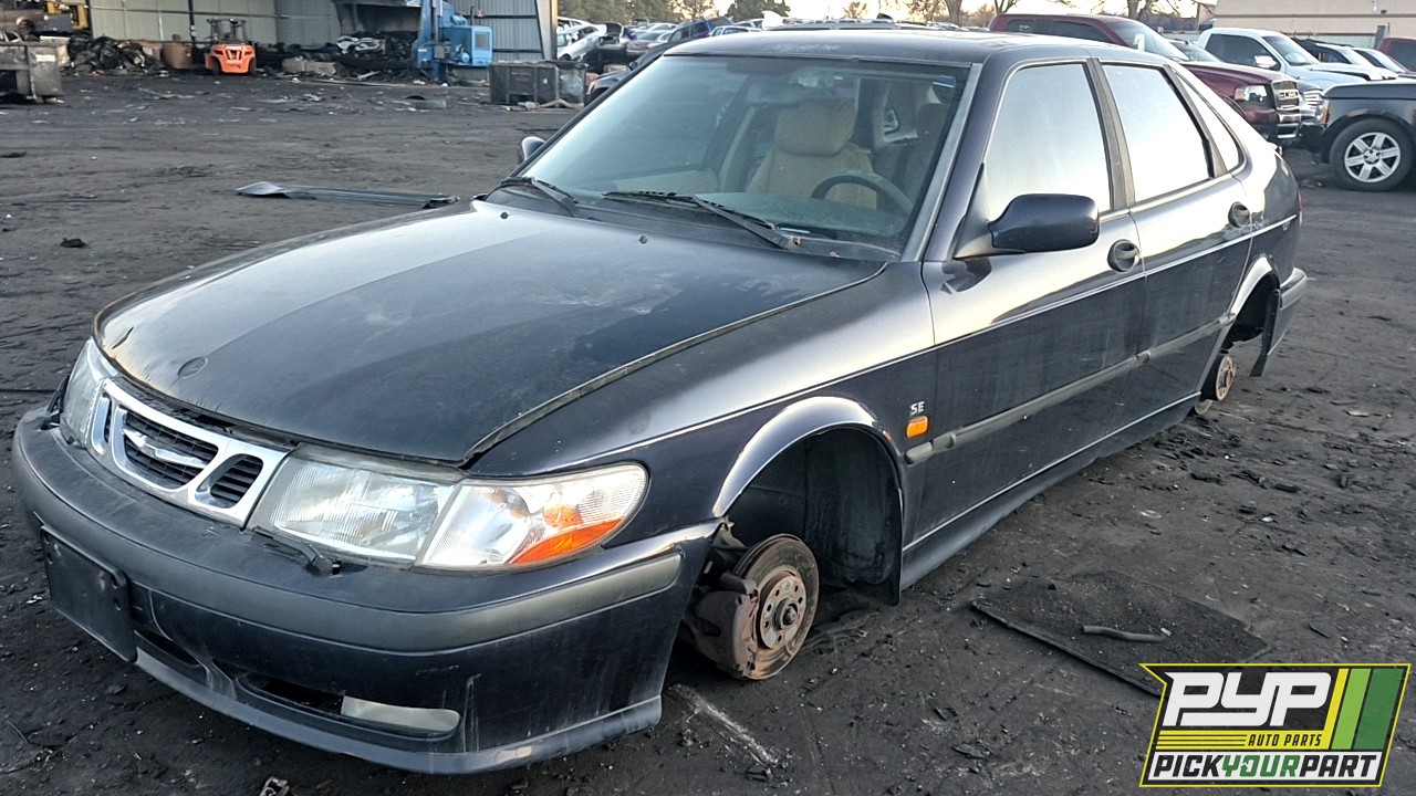 2000 SAAB 9-3 available for parts