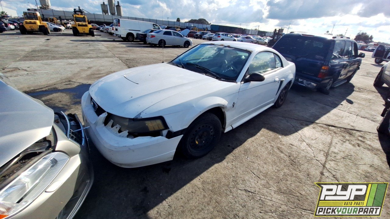 2003 FORD MUSTANG partes disponibles