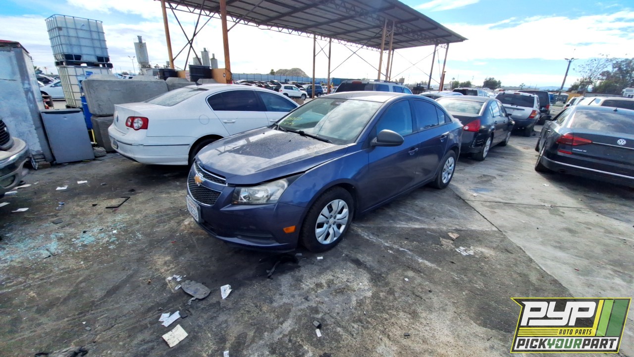 2014 CHEVROLET CRUZE partes disponibles