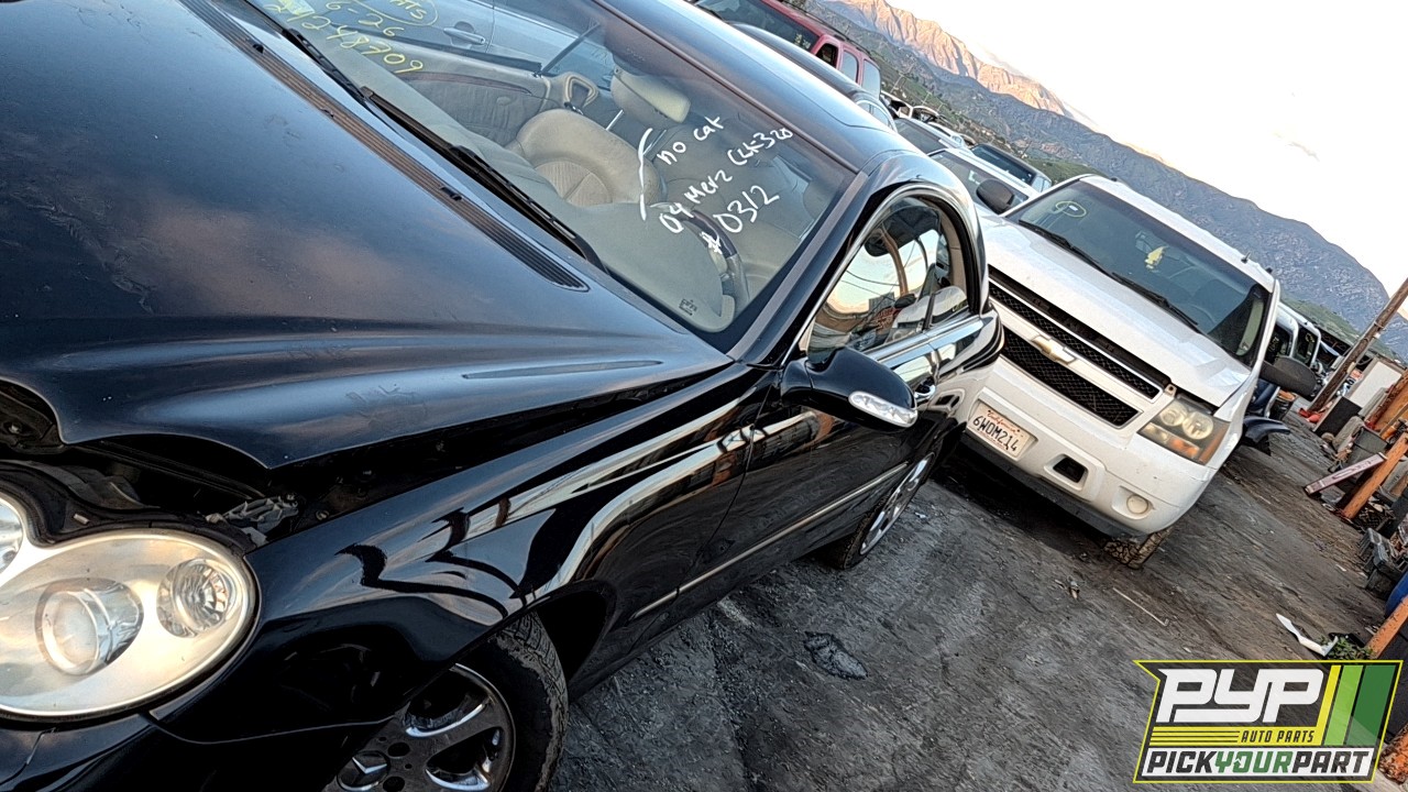 2004 MERCEDES-BENZ CLK320 partes disponibles
