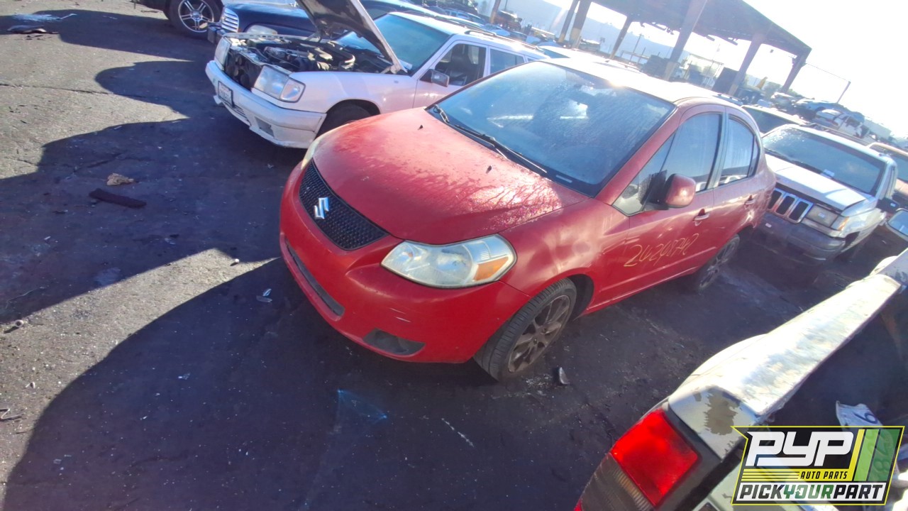 2011 SUZUKI SX4 partes disponibles