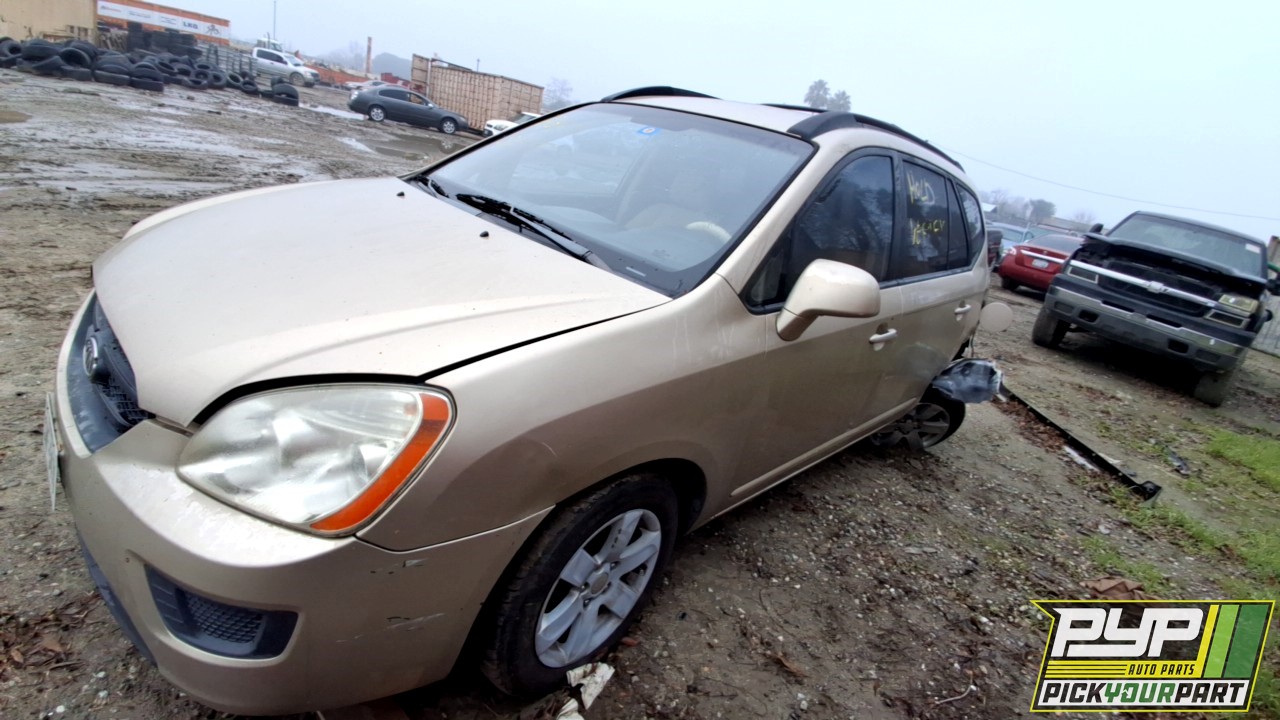 2008 KIA RONDO partes disponibles