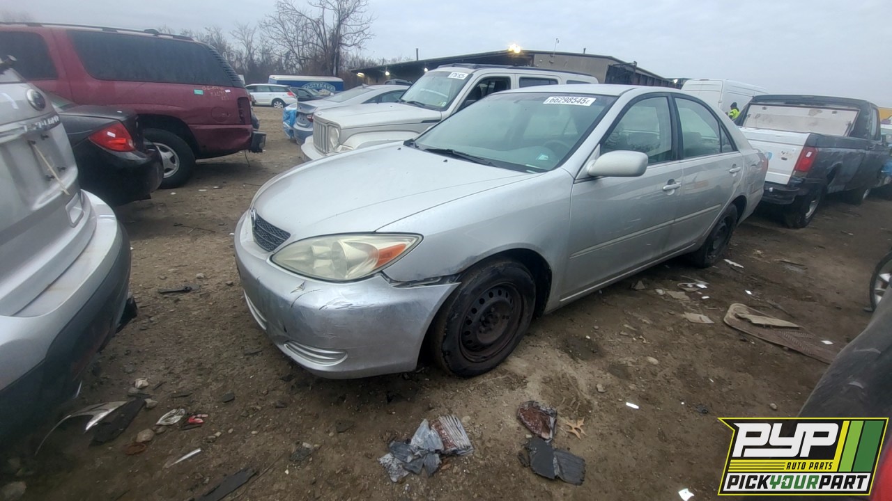 2004 TOYOTA CAMRY partes disponibles