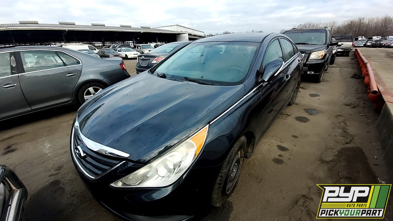 2014 HYUNDAI SONATA available for parts
