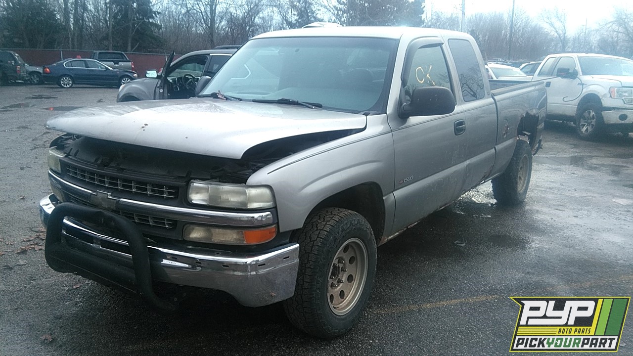 2000 CHEVROLET SILVERADO 1500 available for parts