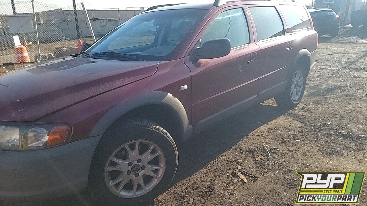 2004 VOLVO XC70 partes disponibles