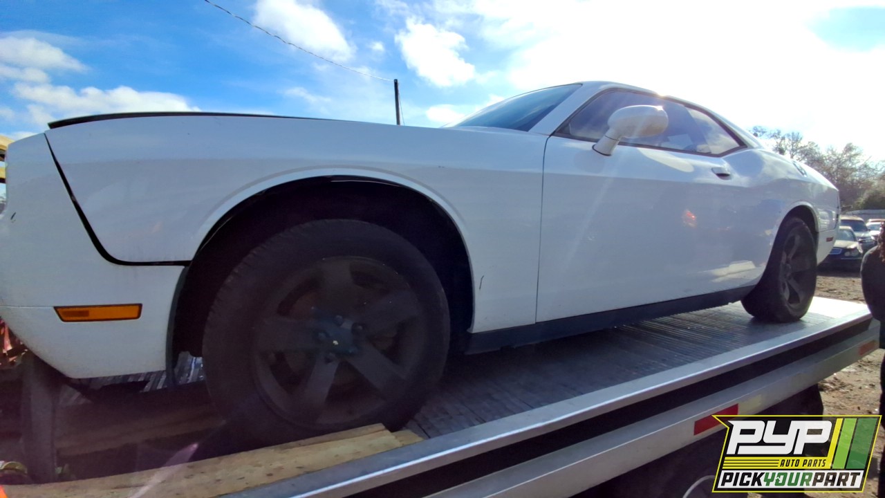 2014 DODGE CHALLENGER available for parts