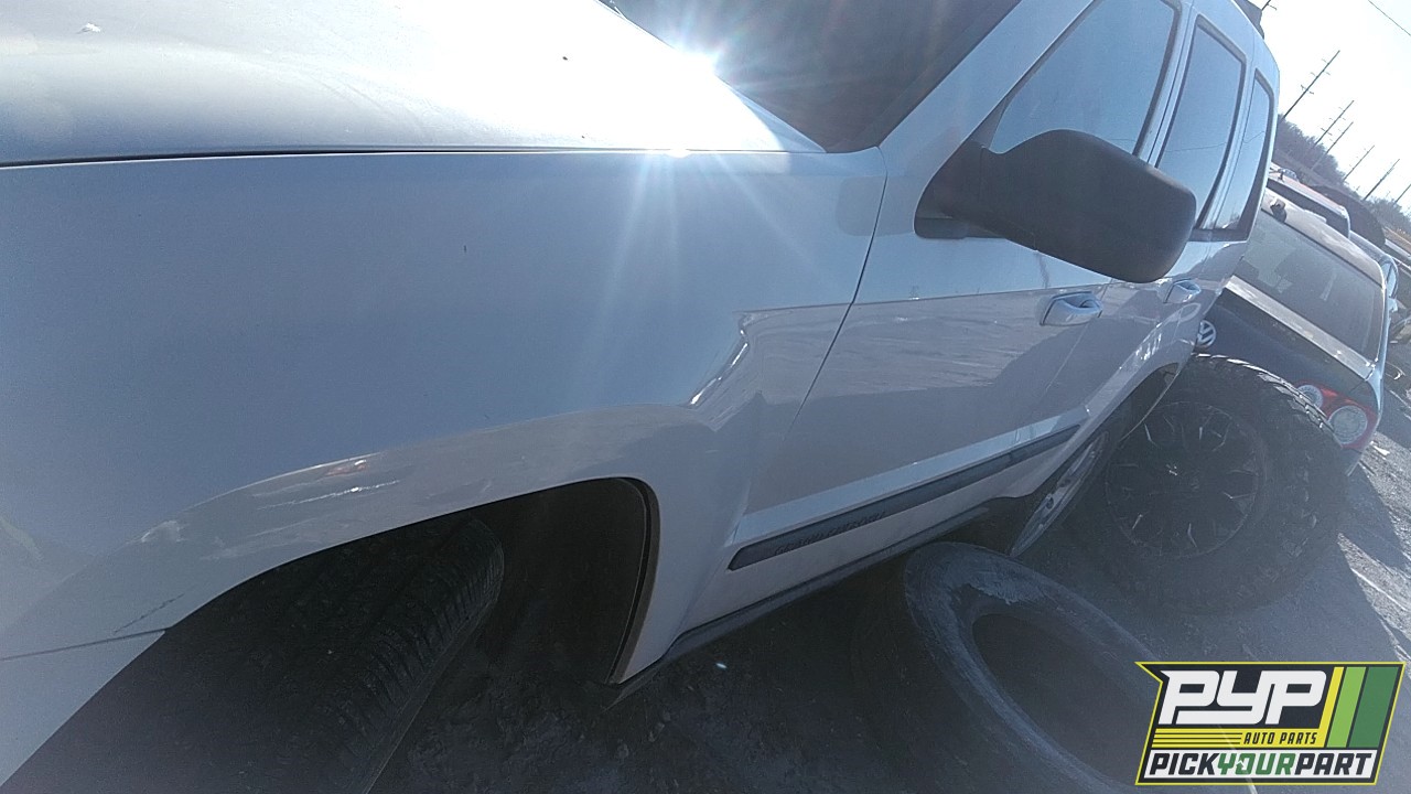 2009 JEEP GRAND CHEROKEE partes disponibles