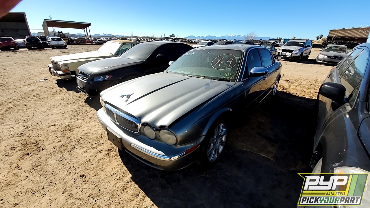 2005 JAGUAR XJ8 partes disponibles