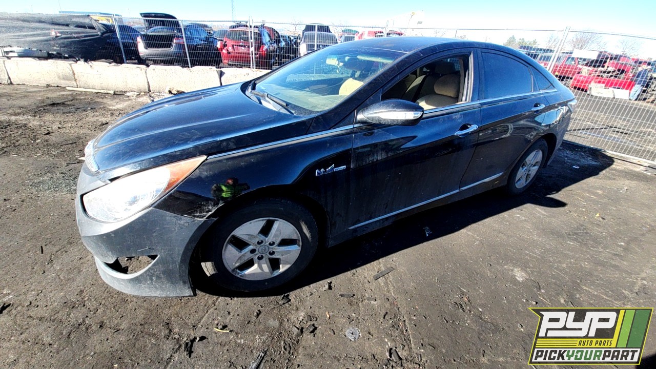 2011 HYUNDAI SONATA available for parts
