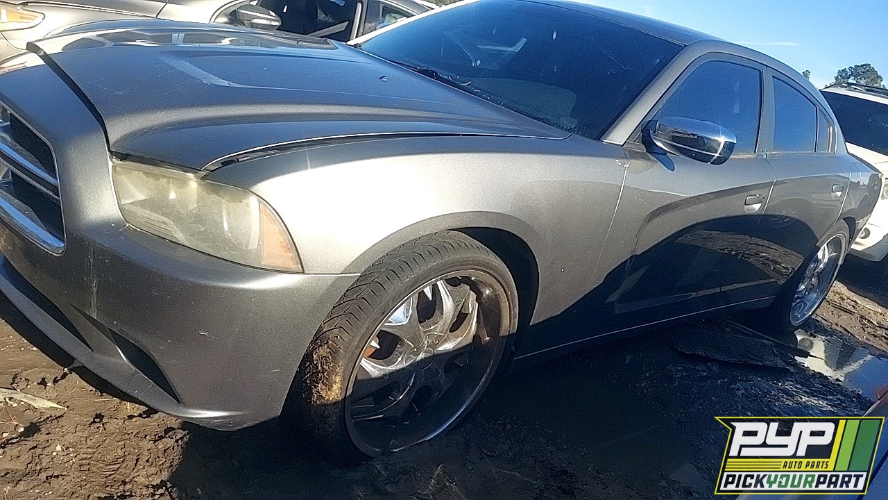 2012 DODGE CHARGER partes disponibles