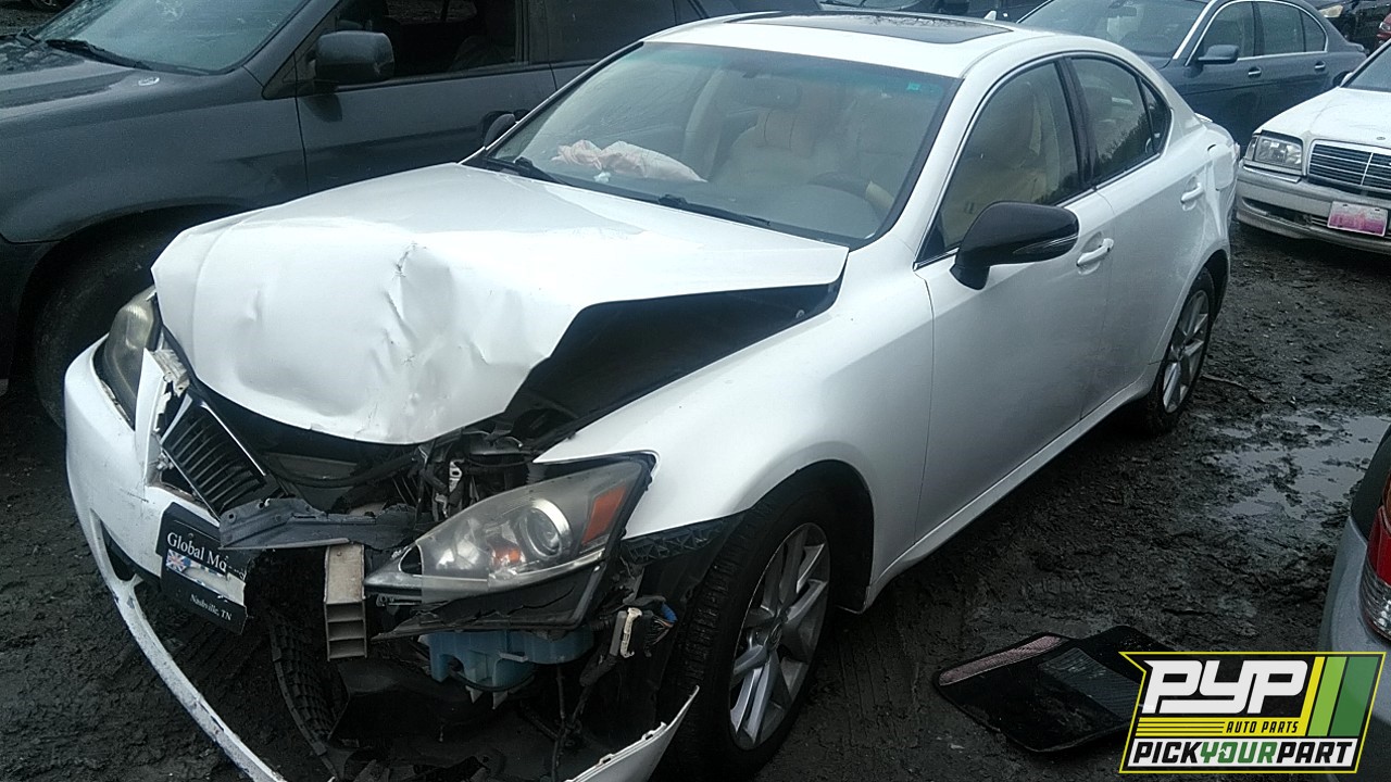 2012 LEXUS IS250 partes disponibles