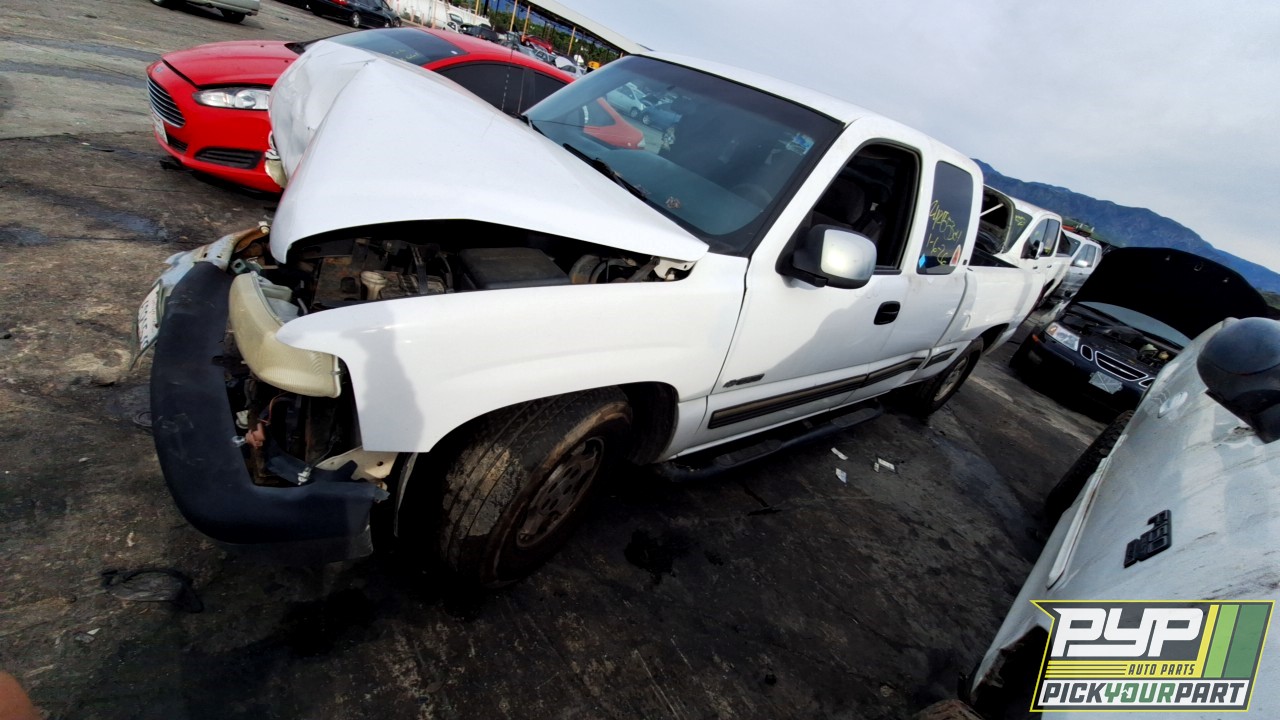 2000 CHEVROLET SILVERADO 1500 available for parts