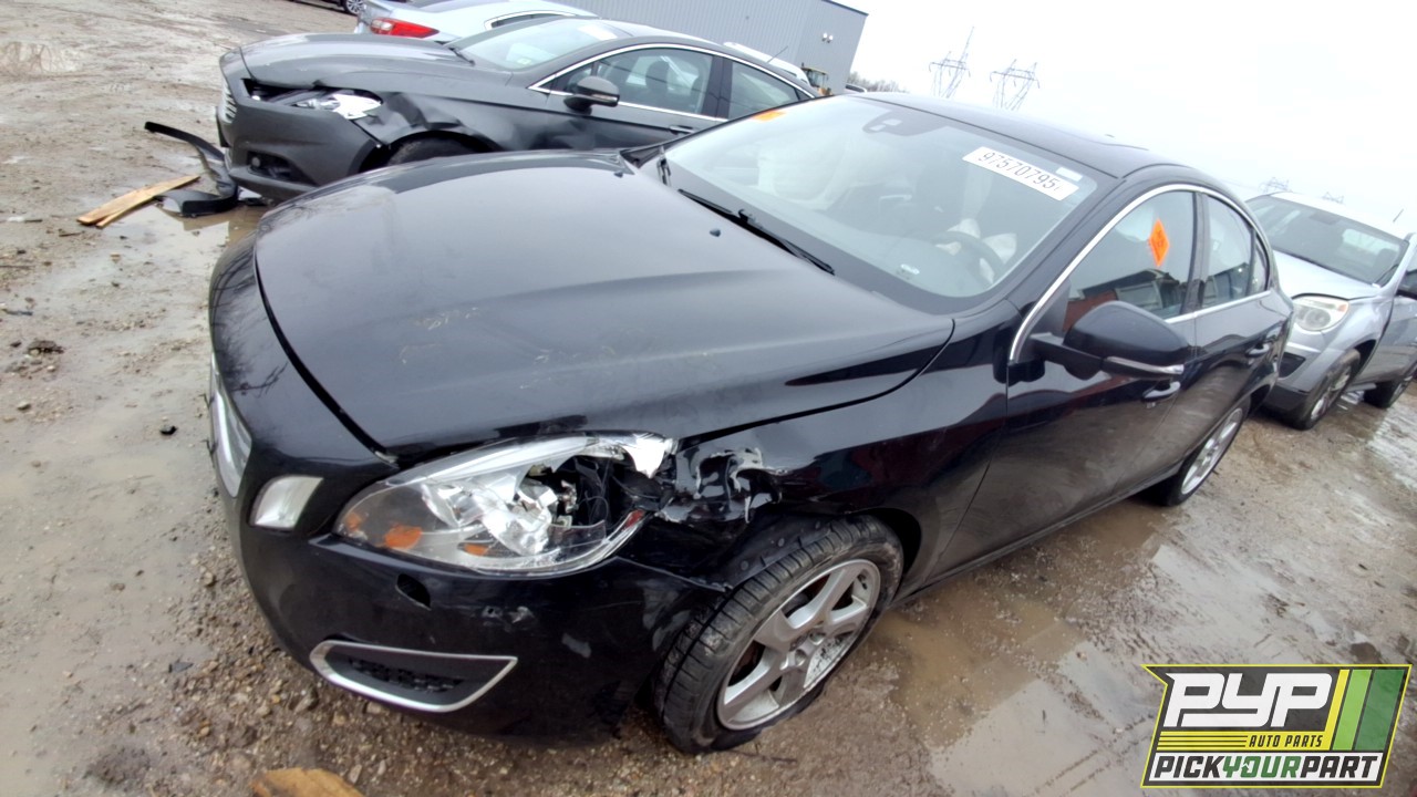 2013 VOLVO S60 partes disponibles