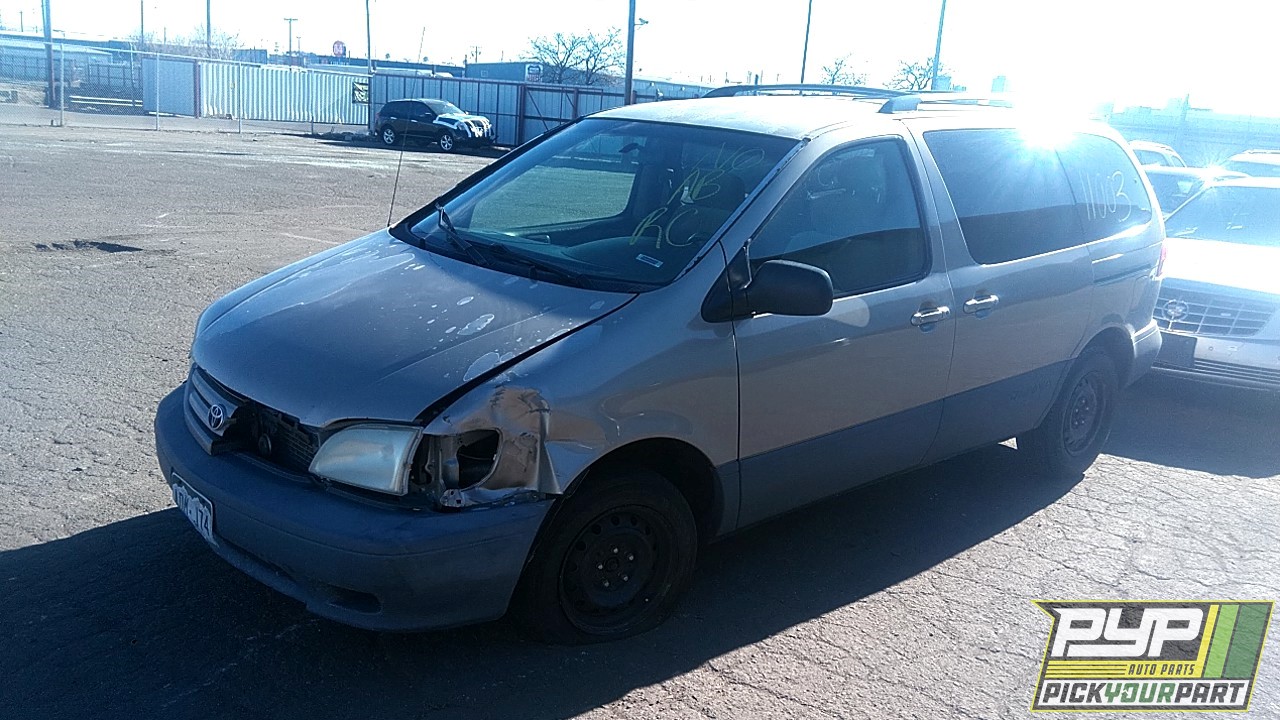 2003 TOYOTA SIENNA available for parts