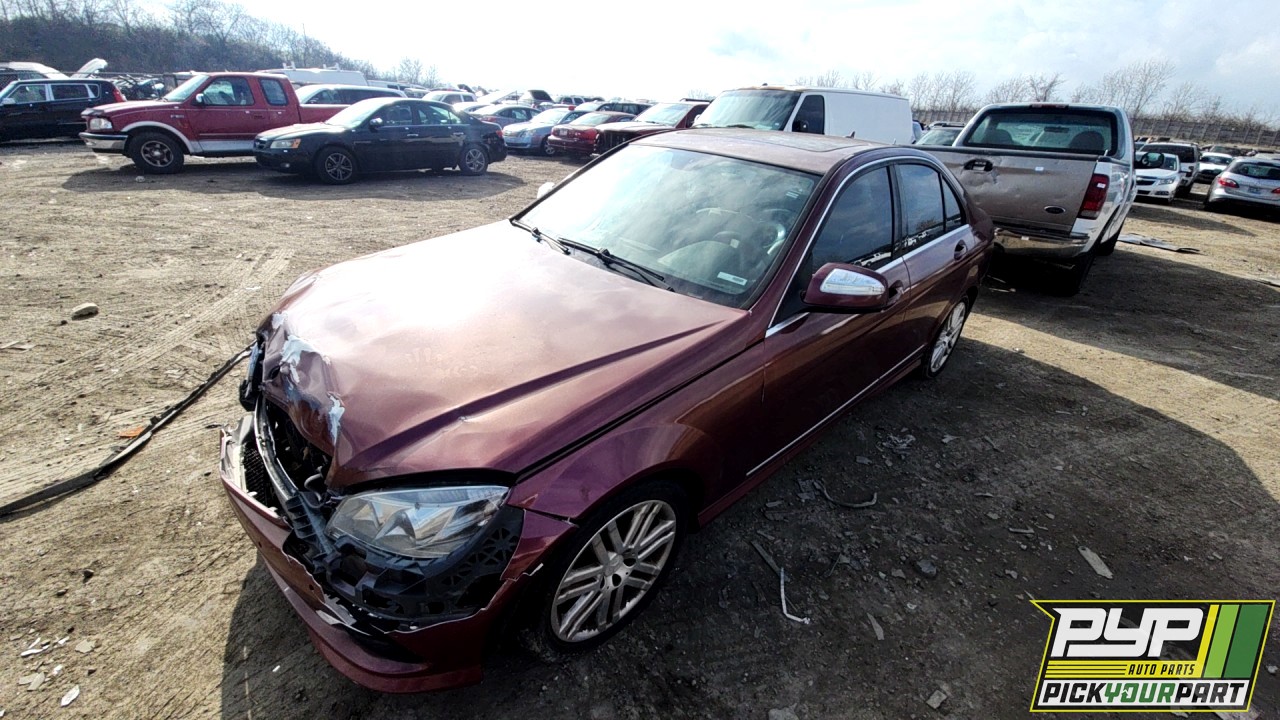 2009 MERCEDES-BENZ C300 partes disponibles