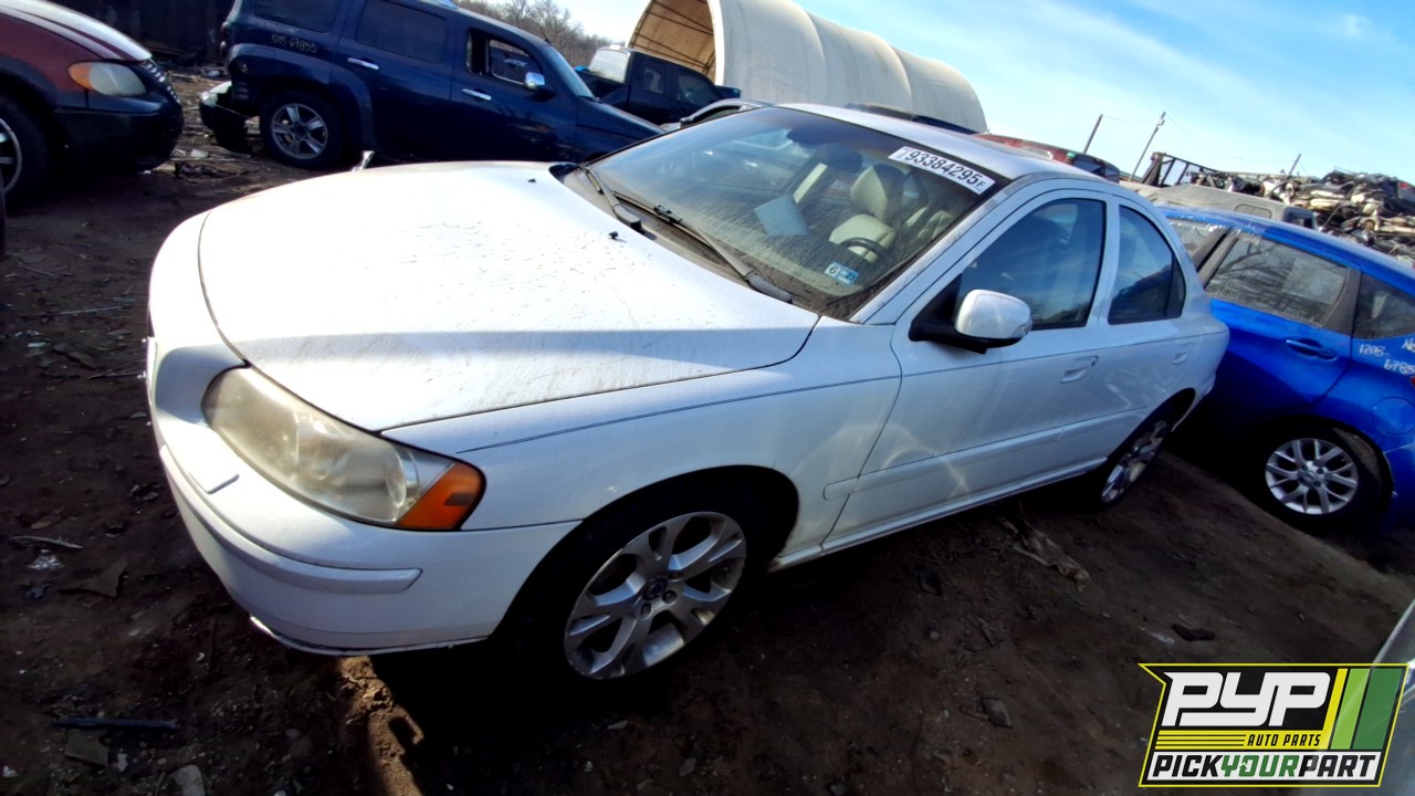 2009 VOLVO S60 available for parts