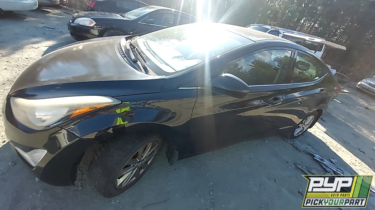 2015 HYUNDAI ELANTRA partes disponibles