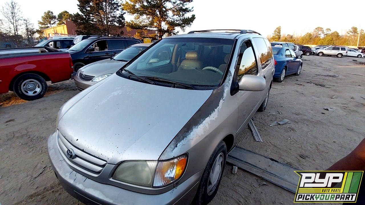 2001 TOYOTA SIENNA available for parts