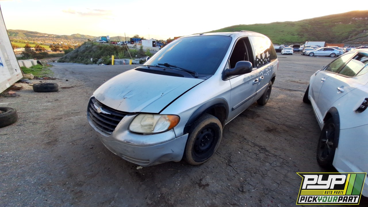 2006 CHRYSLER TOWN & COUNTRY available for parts