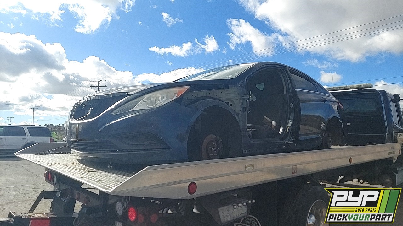 2014 HYUNDAI SONATA available for parts
