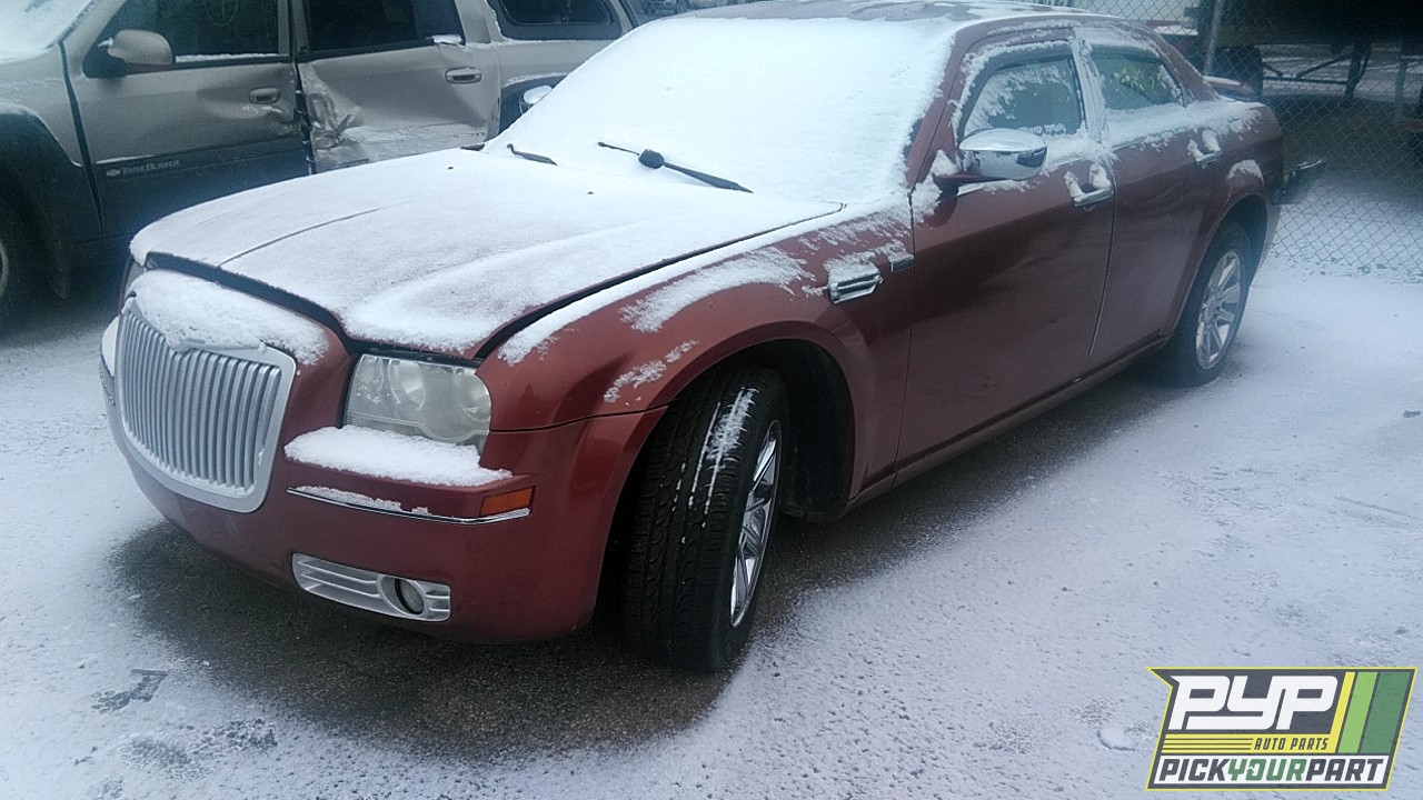 2007 CHRYSLER 300 available for parts
