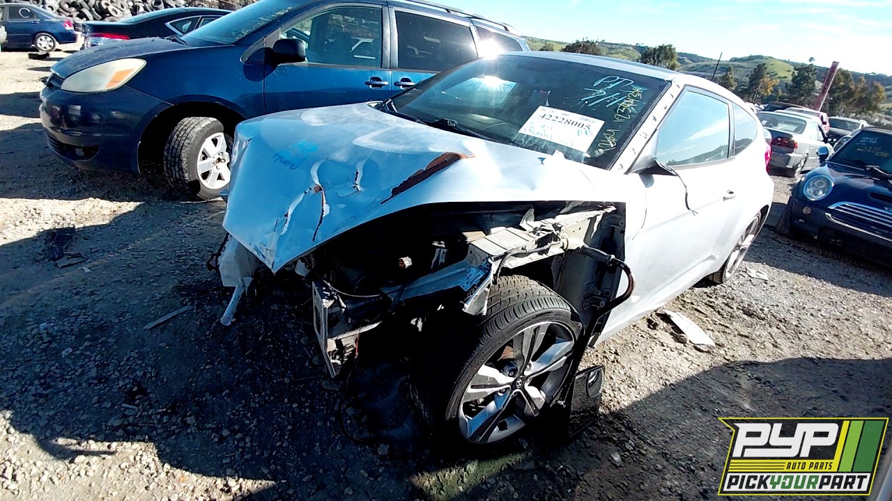 2016 HYUNDAI VELOSTER partes disponibles